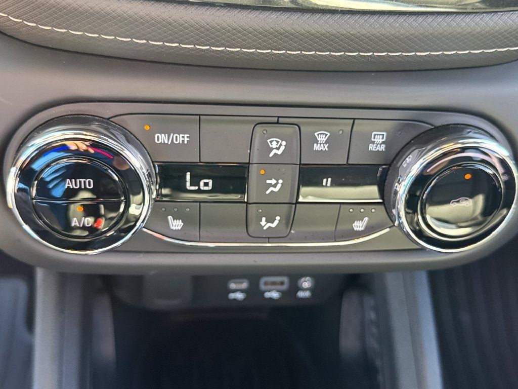 Used 2022 Chevrolet TrailBlazer ACTIV w/ Convenience Package FWD image 18