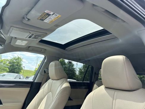 Used 2024 Toyota Highlander Limited AWD/4WD image 23