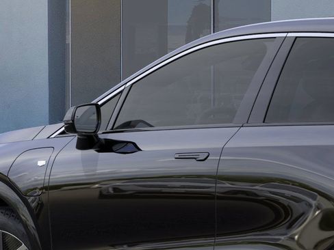 Used 2026 Cadillac Optiq Luxury 2 image 12