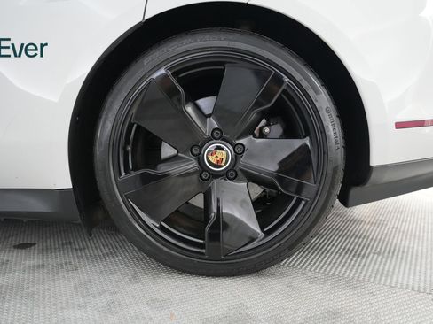 Used 2023 Porsche Taycan w/ Premium Package RWD image 9