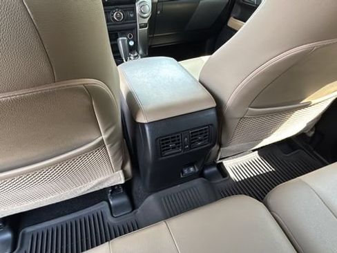 Used 2021 Toyota 4Runner SR5 Premium w/ Moonroof Package AWD/4WD image 21