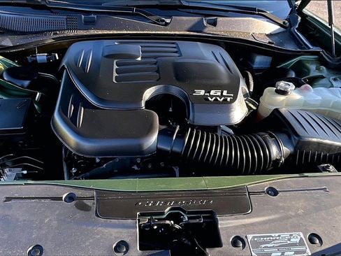 Used 2023 Dodge Charger SXT w/ Blacktop Package image 9