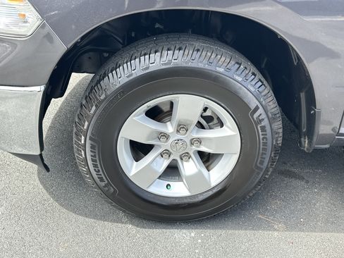 Used 2022 RAM 1500 Classic SLT image 13