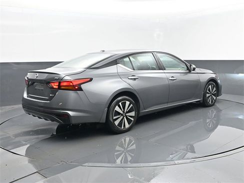 Used 2021 Nissan Altima 2.5 SV image 19