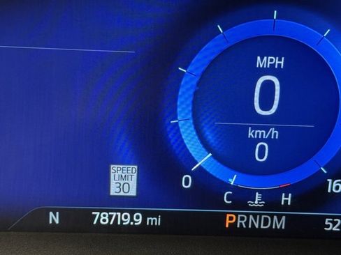 Used 2020 Ford Explorer Platinum image 10