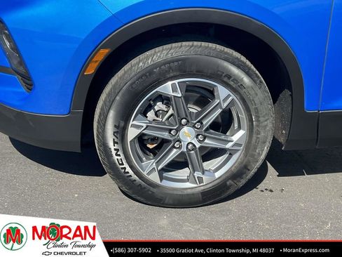 Certified 2024 Chevrolet Blazer LT w/ Driver Confidence Package image 9