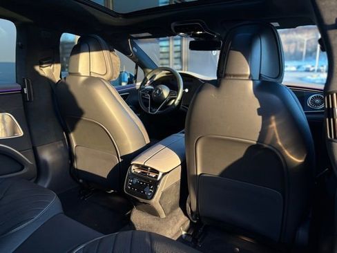 Certified 2023 Mercedes-Benz EQS 580 4MATIC Sedan image 53