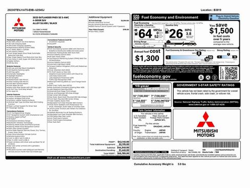 Used 2023 Mitsubishi Outlander SE image 2