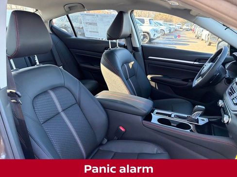 New 2025 Nissan Altima 2.5 SR image 35