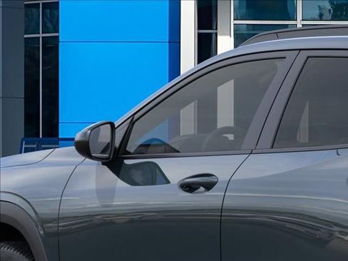 New 2026 Chevrolet Trax LT FWD image 12
