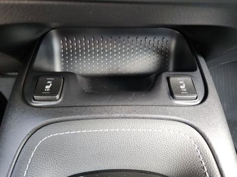 Certified 2021 Toyota Corolla XSE image 24