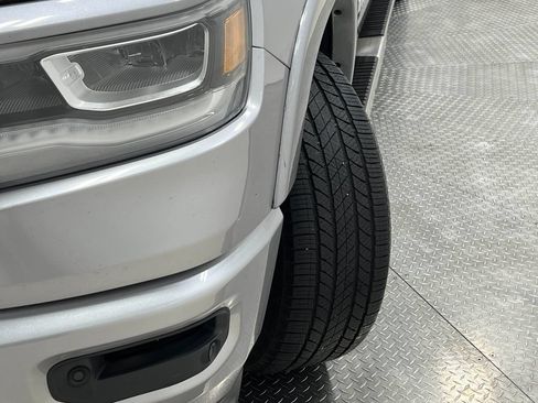 Used 2019 RAM 1500 Laramie w/ Sport Appearance Package AWD/4WD image 38