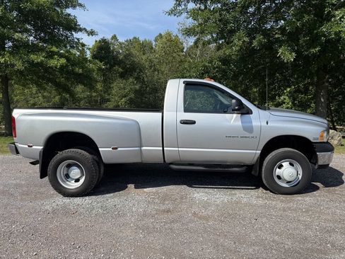 Used 2005 Dodge Ram 3500 Truck ST w/ Trailer Tow Group AWD/4WD image 2