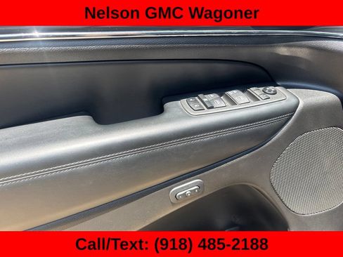 Used 2021 Jeep Grand Cherokee Limited AWD/4WD image 19