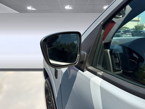 New 2026 Nissan Frontier SV w/ All-Weather Content Package image 22