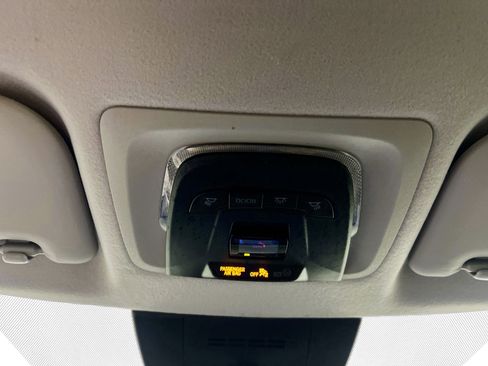 Used 2023 Toyota Corolla Cross L image 22