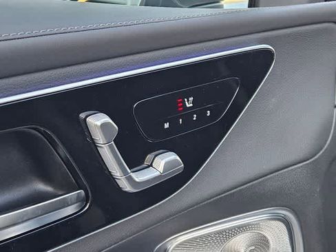 Used 2026 Mercedes-Benz GLC 300 image 16