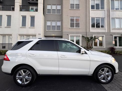 Used 2015 Mercedes-Benz ML 350 4MATIC w/ Premium 1 Package image 9