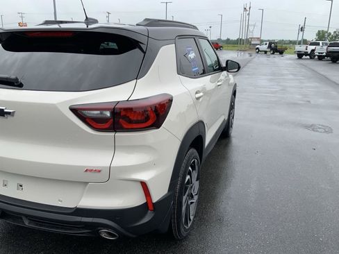 New 2026 Chevrolet TrailBlazer RS w/ Convenience Package FWD image 17
