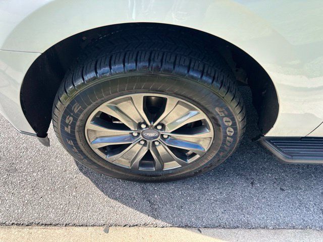 Used 2019 Ford Expedition Max XLT AWD/4WD image 43