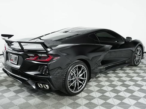 Used 2025 Chevrolet Corvette Stingray Preferred Cpe w/ Z51 Performance Package RWD image 65