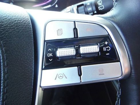 Used 2025 Kia Telluride AWD image 39