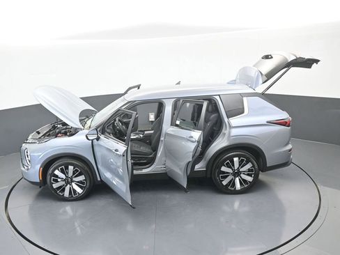 New 2026 Mitsubishi Outlander SE image 76