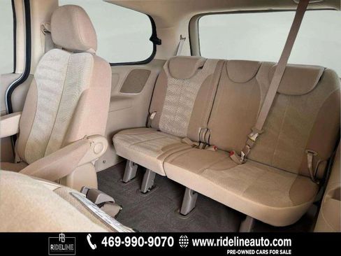 Used 2014 Kia Sedona LX w/ Power Package image 24