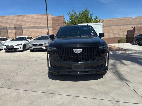 Used 2021 Cadillac Escalade Sport image 5