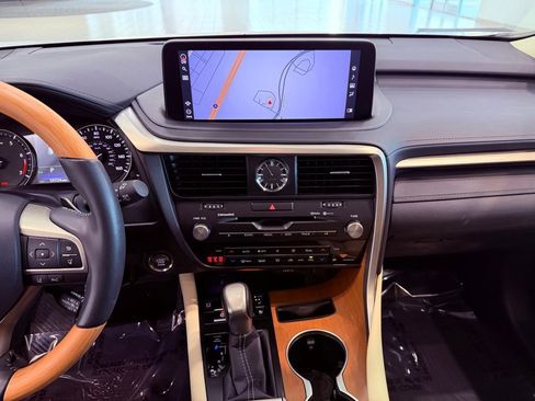 Certified 2022 Lexus RX 350 AWD w/ Premium Package image 27