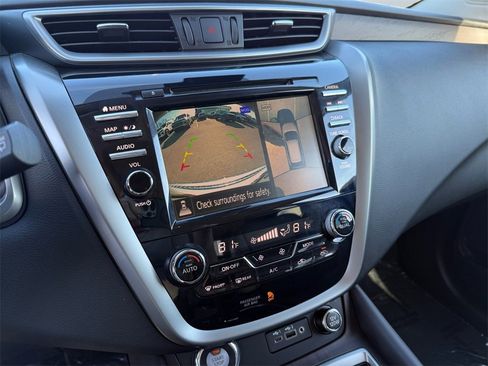 Used 2024 Nissan Murano Platinum w/ Cargo Package image 16