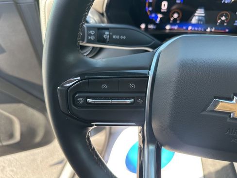 Used 2024 Chevrolet Colorado LT w/ LT Convenience Package III image 30