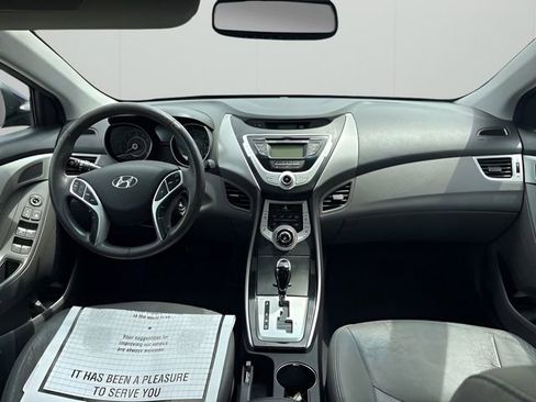 Used 2012 Hyundai Elantra Limited FWD image 16