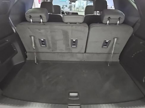 Used 2024 Chevrolet Traverse LT w/ Trailering Package FWD image 31