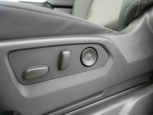 Certified 2025 GMC Sierra 1500 Pro w/ Pro Value Package image 23