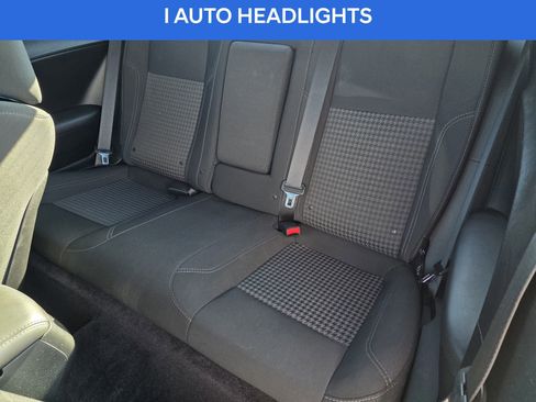 Used 2019 Dodge Challenger SXT image 14