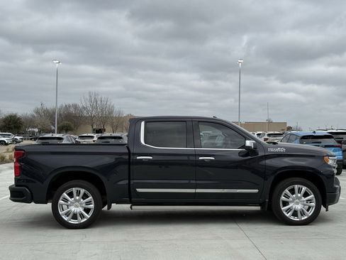 Certified 2023 Chevrolet Silverado 1500 High Country w/ High Country Premium Package image 3