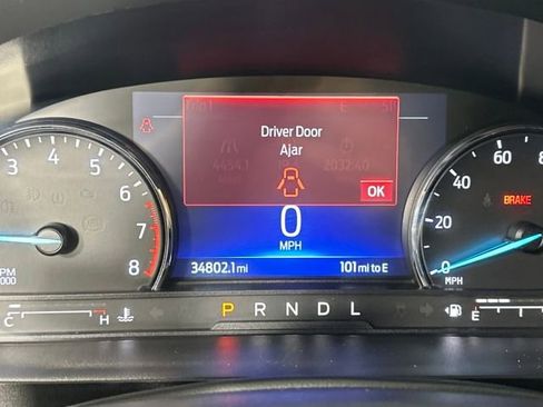 Used 2022 Ford Explorer XLT w/ Equipment Group 202A image 18