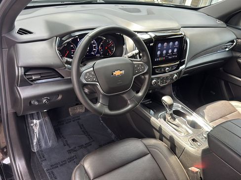 Used 2023 Chevrolet Traverse High Country image 10