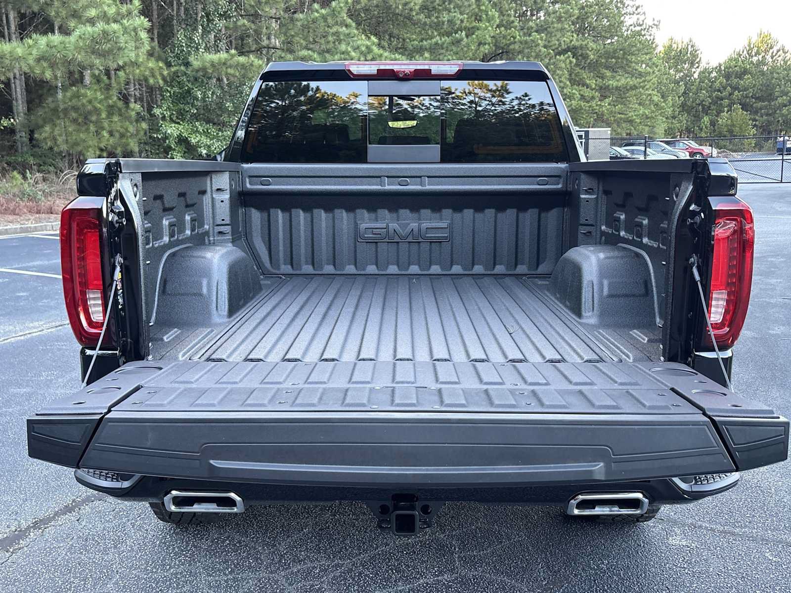 New 2026 GMC Sierra 1500 AT4 w/ AT4 Premium Package AWD/4WD image 23