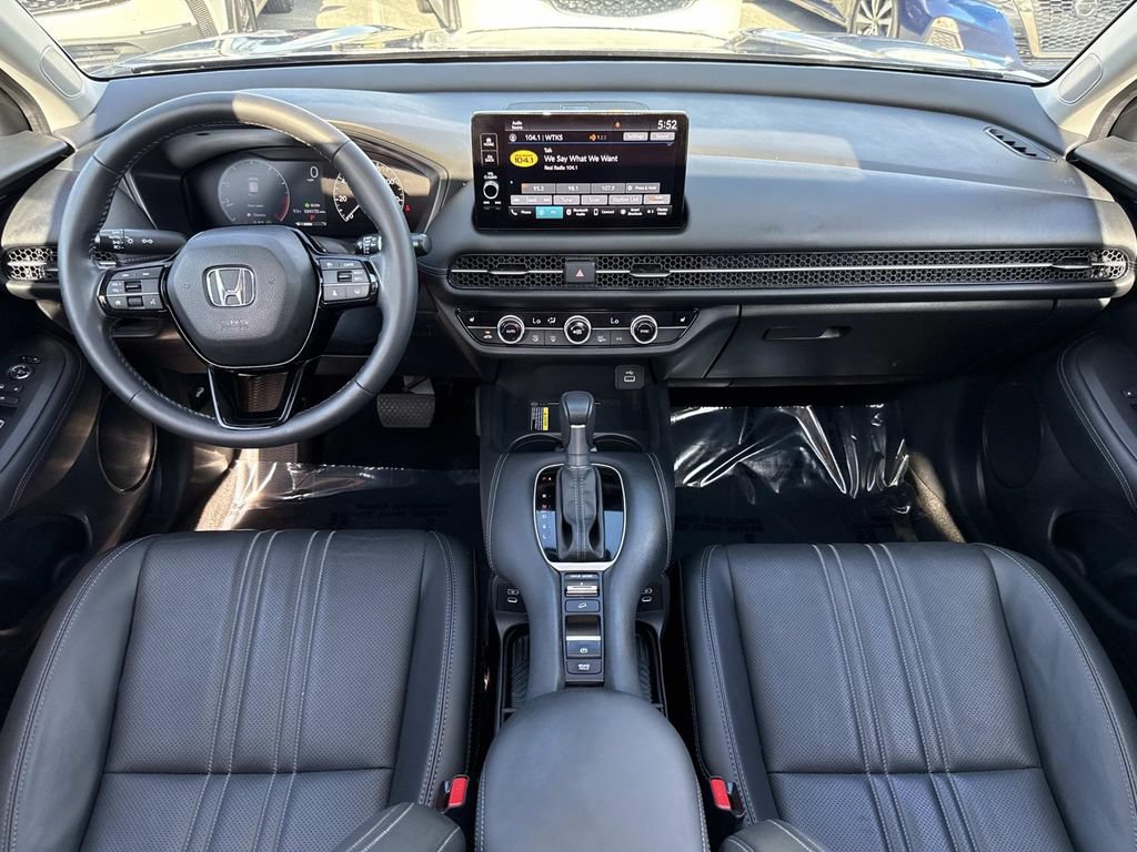 Used 2025 Honda HR-V EX-L image 17