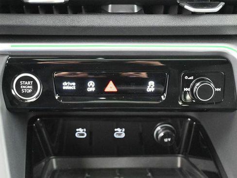 Used 2025 Audi Q5 Premium w/ Convenience Package AWD/4WD image 23