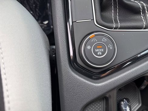 New 2025 Volkswagen Taos S image 32