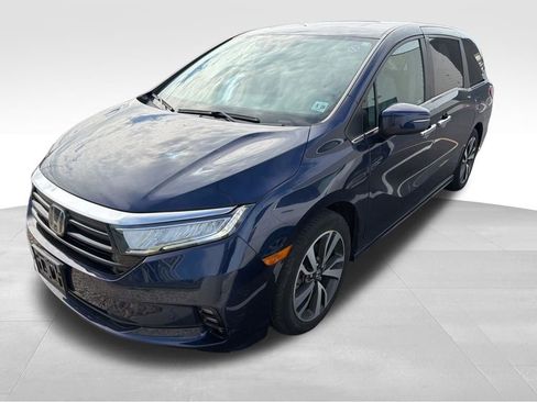 Used 2023 Honda Odyssey Touring image 3