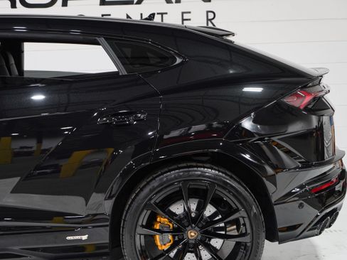 Used 2024 Lamborghini Urus S AWD/4WD image 33