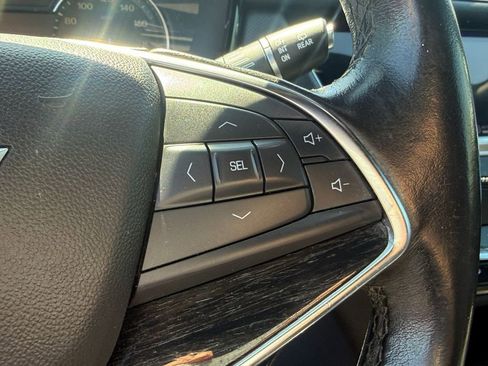 Used 2021 Cadillac XT5 Premium Luxury AWD/4WD image 14