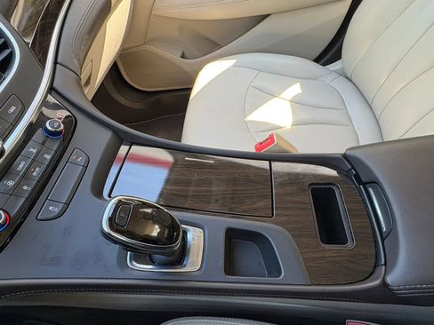 Used 2017 Buick LaCrosse FWD image 41