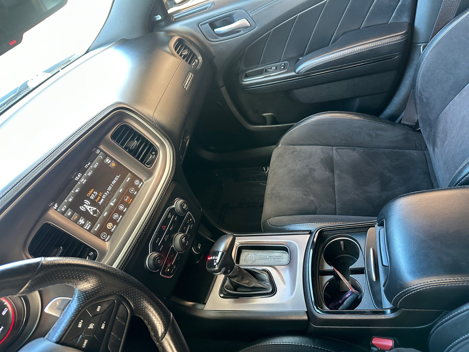Used 2022 Dodge Charger R/T w/ Plus Group RWD image 22