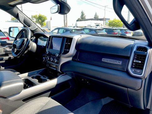 Used 2019 RAM 1500 Big Horn AWD/4WD image 22