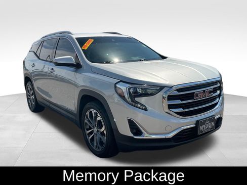 Used 2020 GMC Terrain SLT w/ Preferred Package FWD image 3
